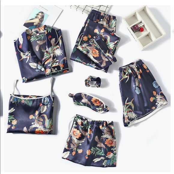 7 PIECE SATIN SILK PJ SET - Picture 12 of 16